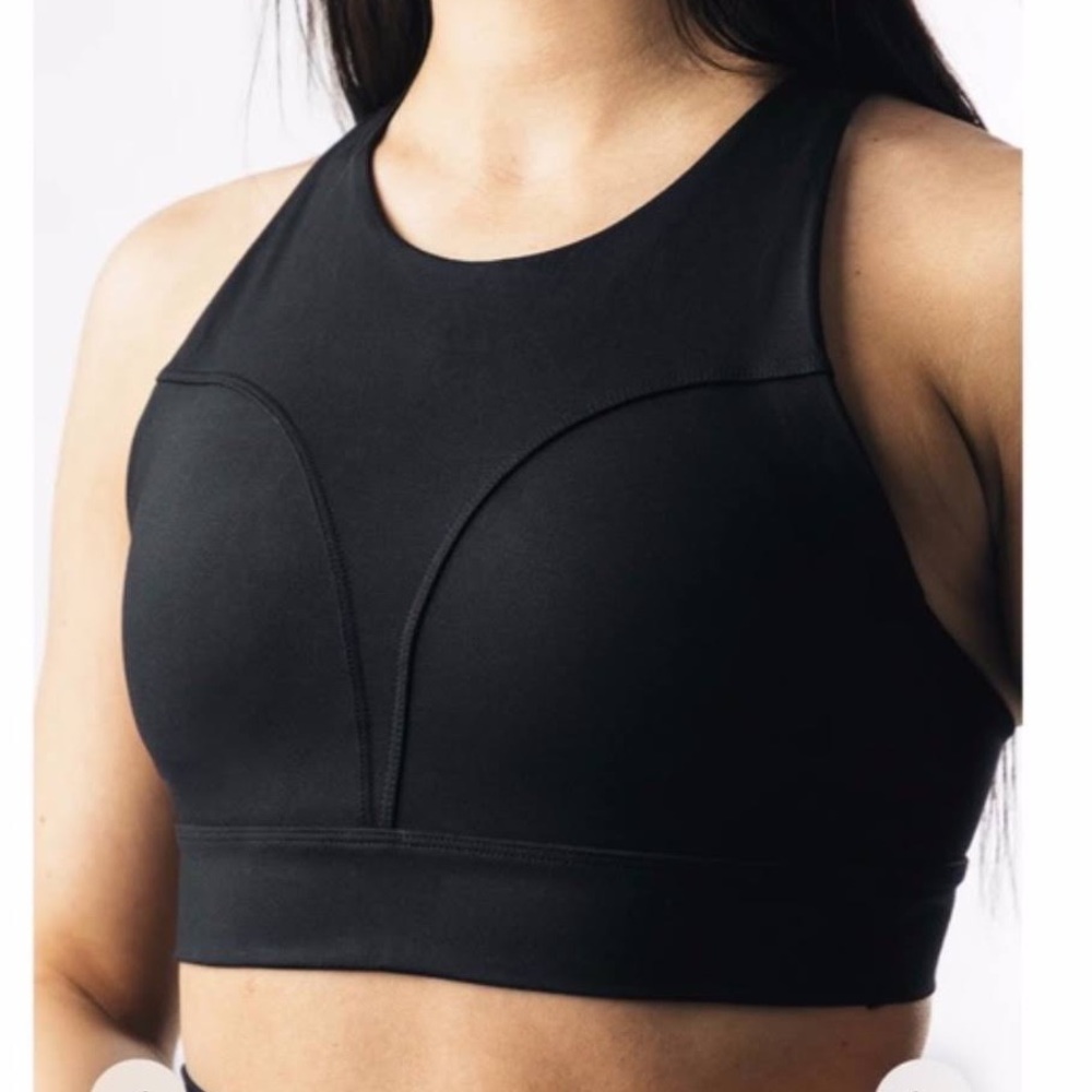 Alphalete Alto Bra: Black, Medium
